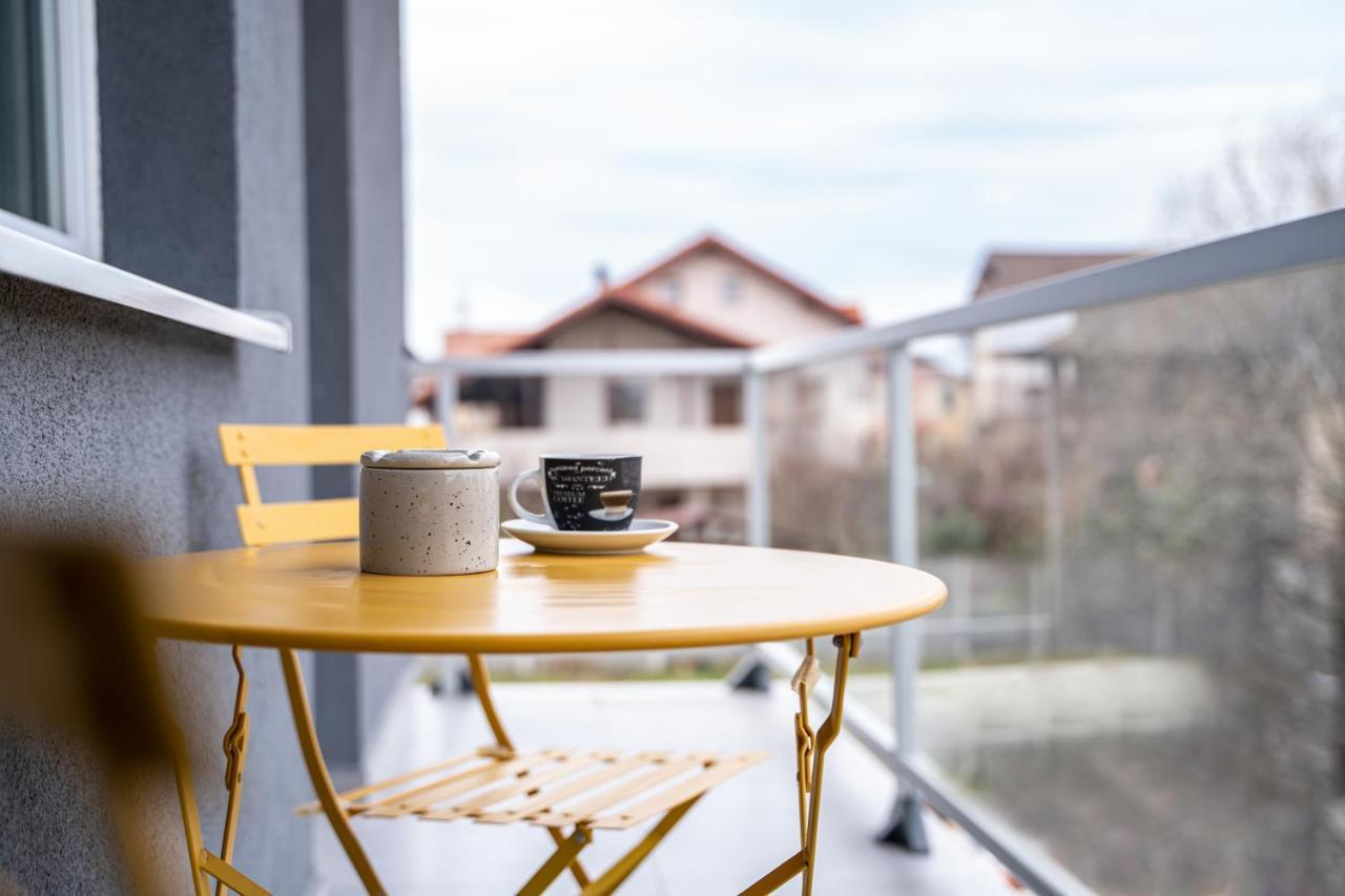 Cozy Apartment In Dumbravita Dumbravita  ภายนอก รูปภาพ